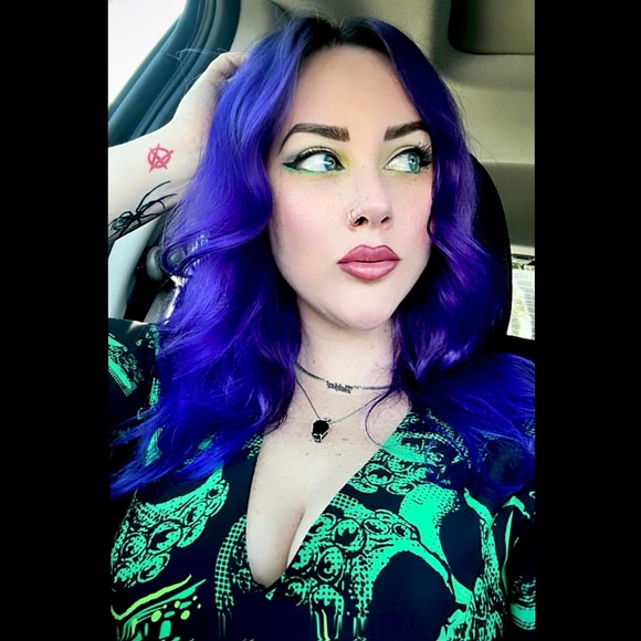 Meet your Posher, Ashley - Picture 3 of 4